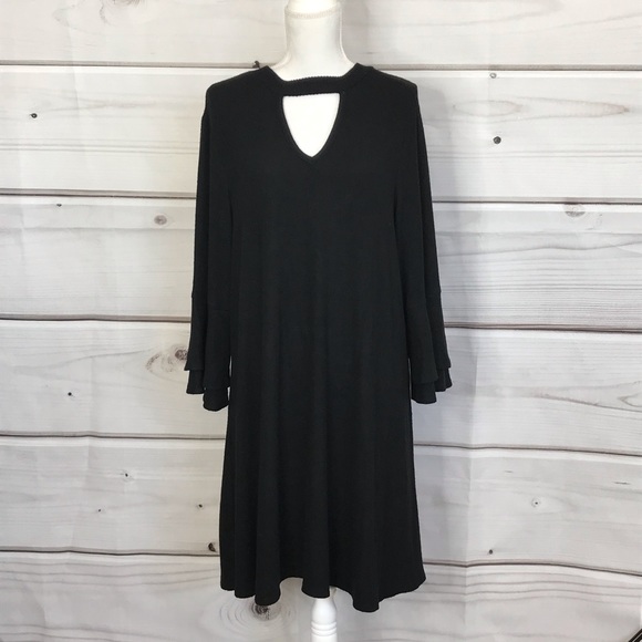 Fleece Bell Sleeves Dress - Picture 2 of 5